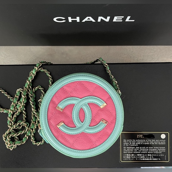 *RARE* Chanel Filigree Round Bag!! - Picture 2 of 7